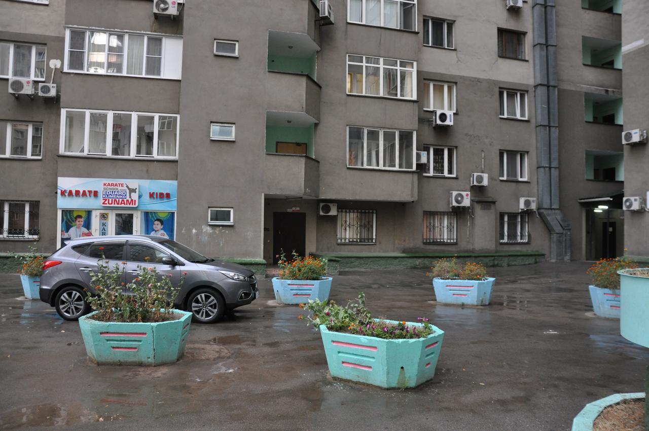 Art Hostel Almaty Extérieur photo